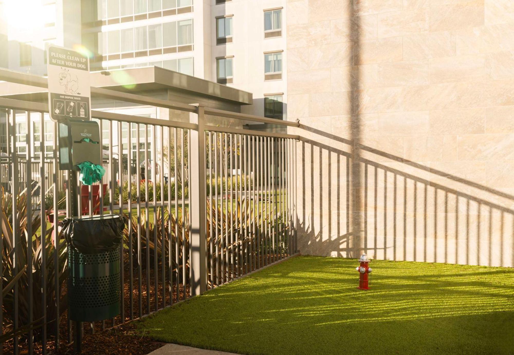 Hampton Inn Long Beach Airport, Ca Bagian luar foto