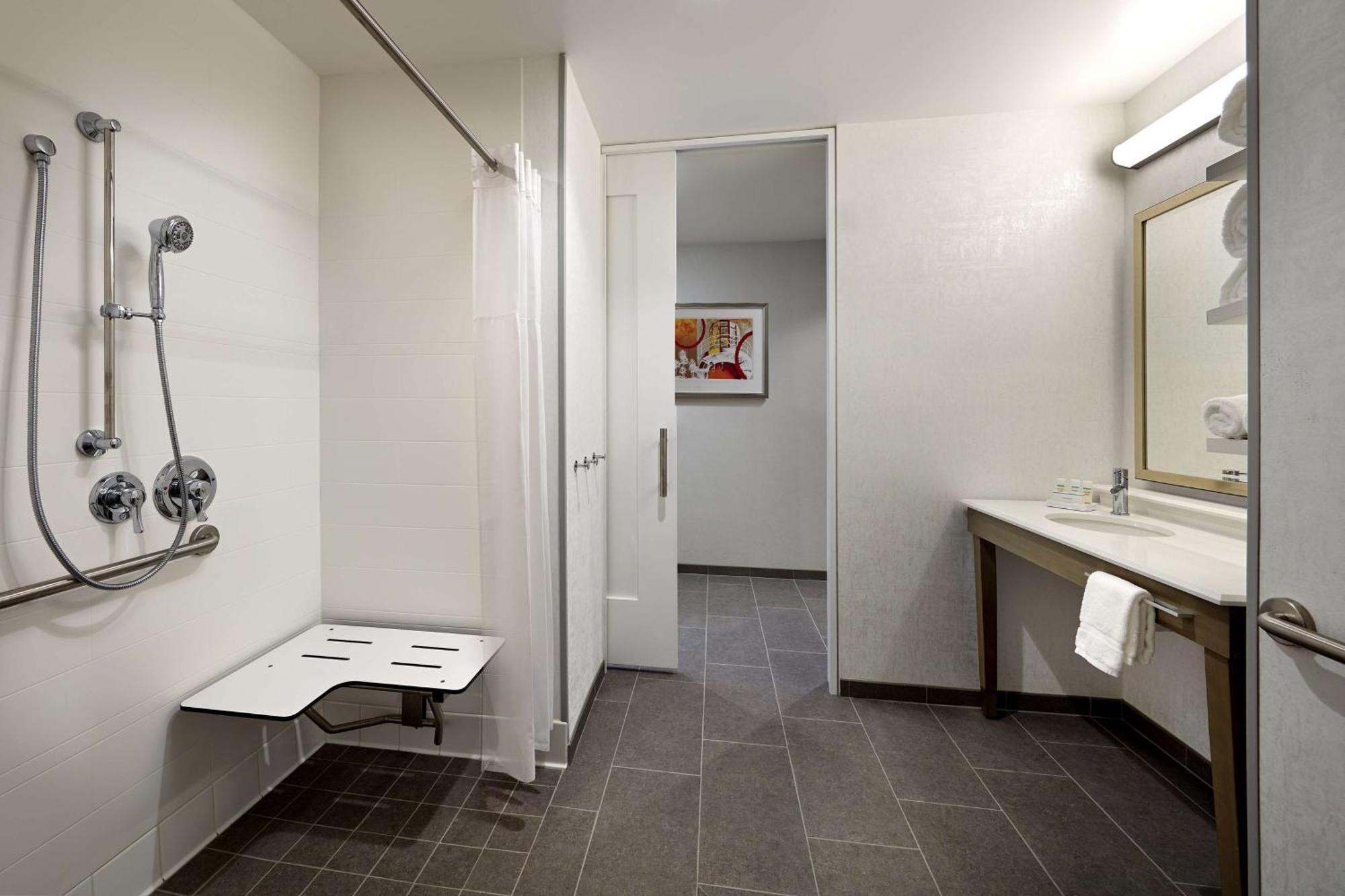 Hampton Inn Long Beach Airport, Ca Bagian luar foto